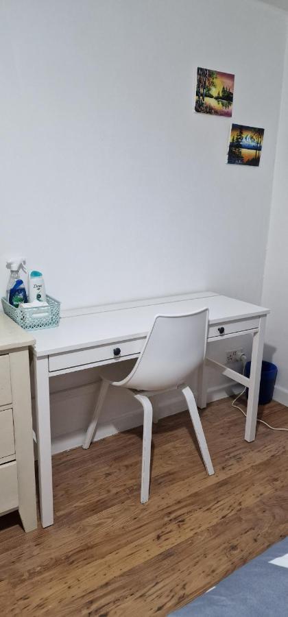 Cozy Double Bedroom In Zone 1-2 Central London Eksteriør billede