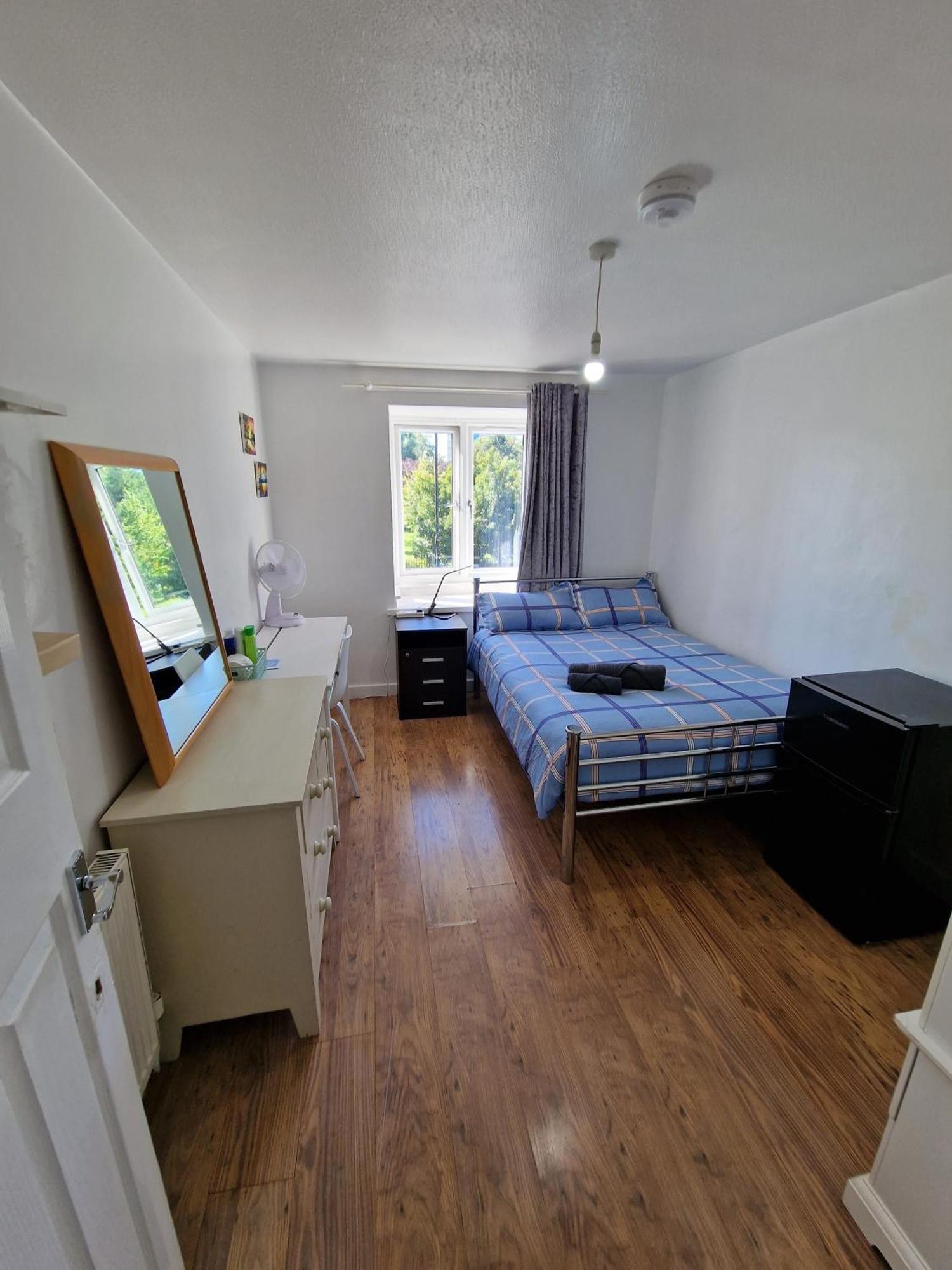 Cozy Double Bedroom In Zone 1-2 Central London Eksteriør billede